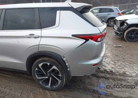 2022 Mitsubishi Outlander Es 2.5 S-Awc from USA, damaged, VIN JA4J4TA86NZ023732